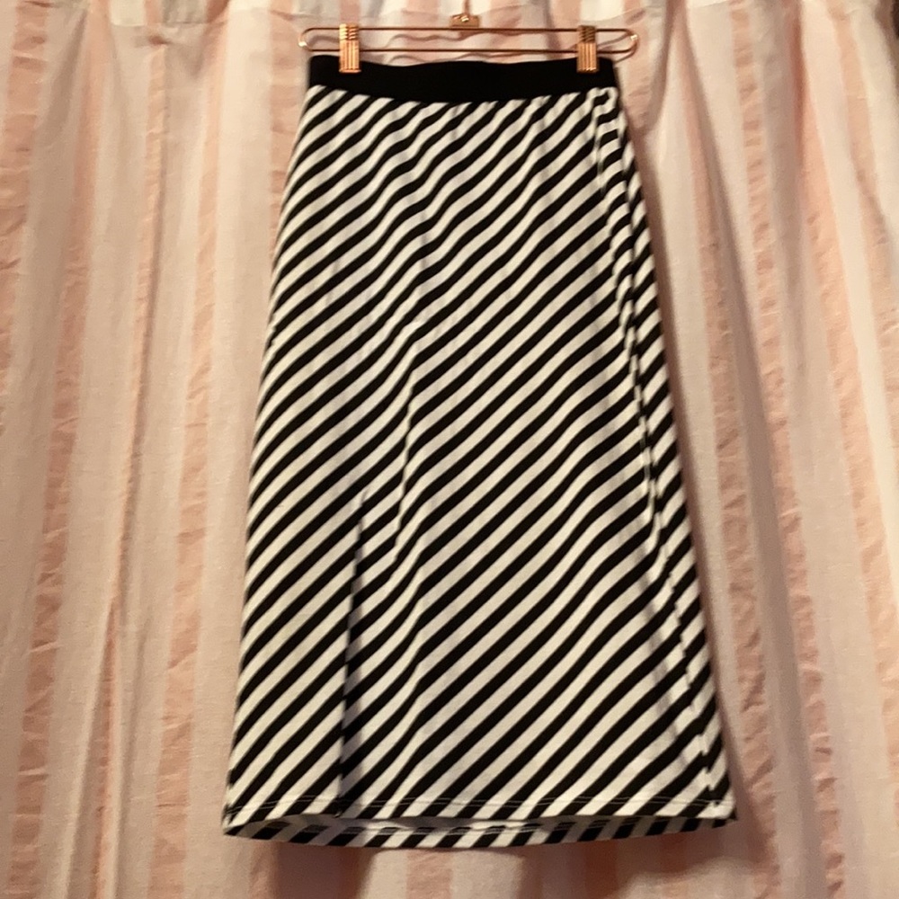❤︎ VOLCOM ❤︎ Futures Past Pencil Skirt - Picture 5 of 8